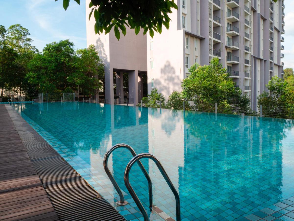 Getaway Residence At Cyberjaya Exterior photo