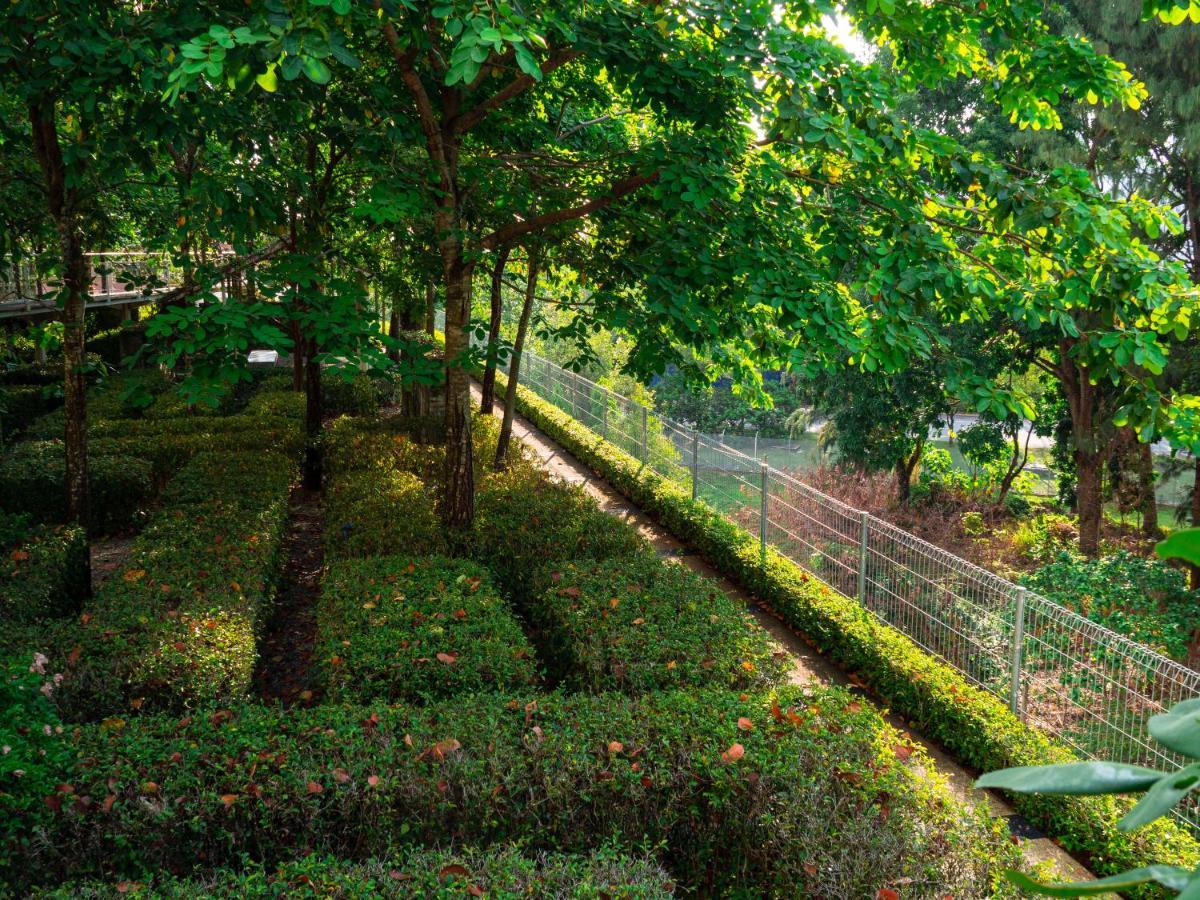 Getaway Residence At Cyberjaya Exterior photo