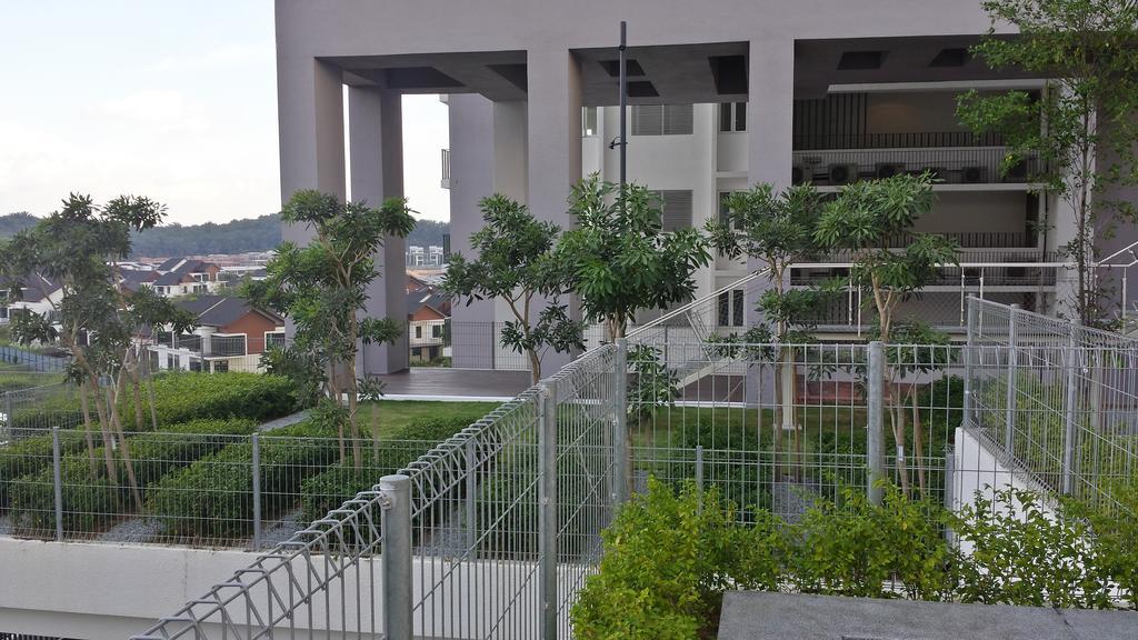 Getaway Residence At Cyberjaya Exterior photo